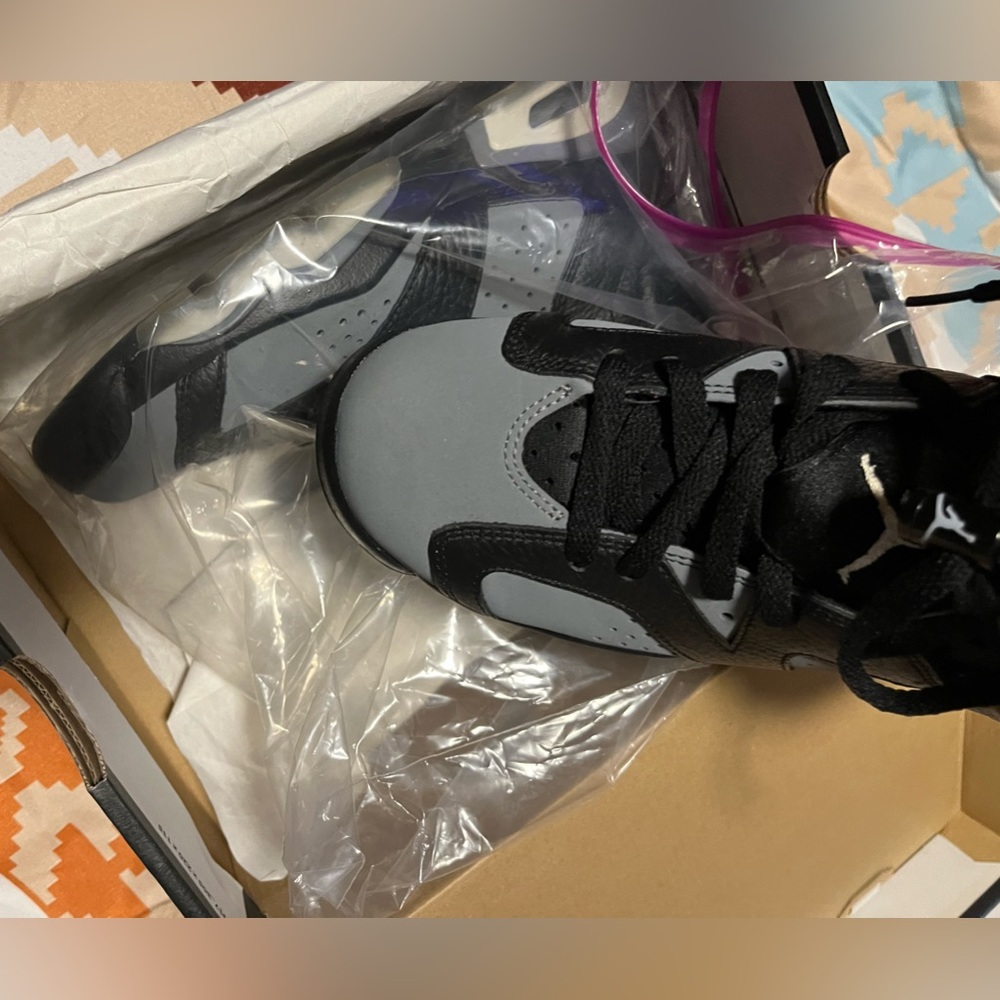 Jordan 6s - Picture 2 of 3